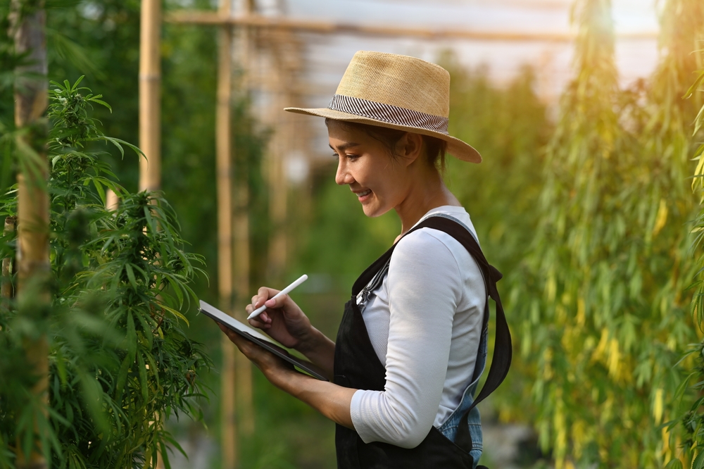 What Data Should You Record When Cultivating Cannabis?